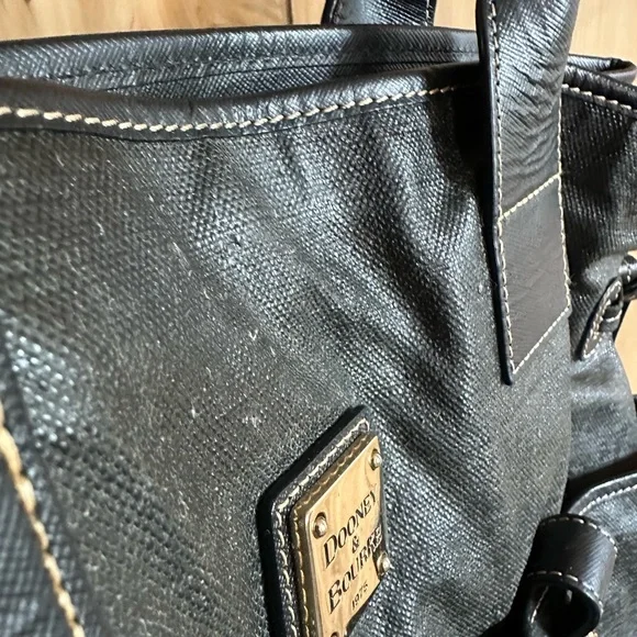 Vintage Dooney & Bourke Red Interior Large Purse/Tote with flaws - Picture 14 of 15